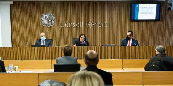 El ministre de Justícia i Interior, Josep Maria Rossell, abans de la comissió legislativa celebrada ahir a la tarda.