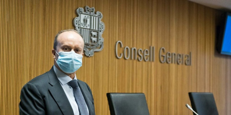 El ministre de Justícia i Interior, Josep Maria Rossell, abans de la comissió legislativa celebrada ahir a la tarda.