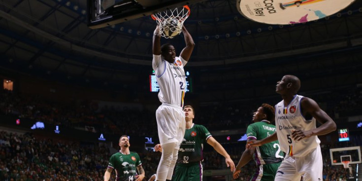 Cistella de Moussa Diagne a les semifinals de la Copa del Rei.