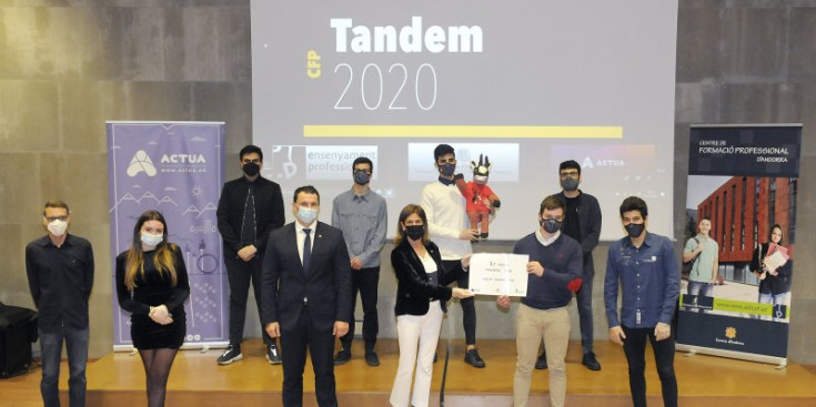 Entrega als guanyadors del projecte Tàndem 2020.