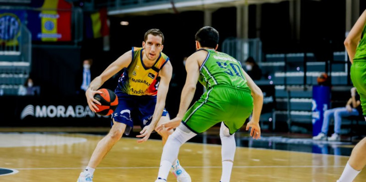 Guille Colom contra el Movistar Estudiantes.