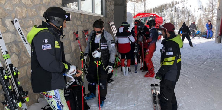 Joan Verdú amb l’staff a Cortina d’Ampezzo.