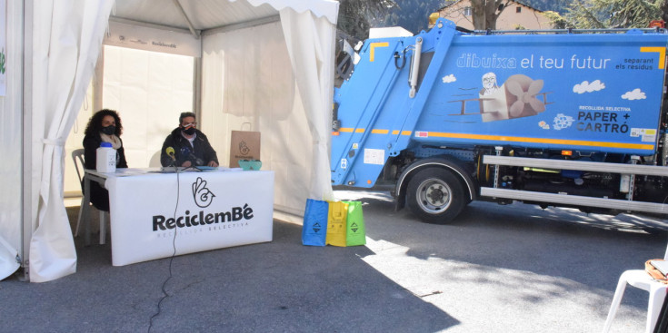 Un moment de la presentació del pla d’acció ‘Reciclem Bé’.