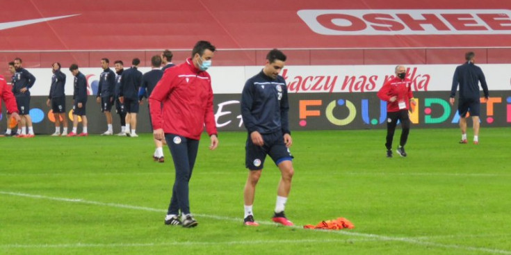 La selecció a l’entrenament previ.