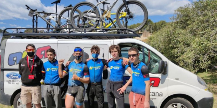 L’equip de l’ACA BTT.