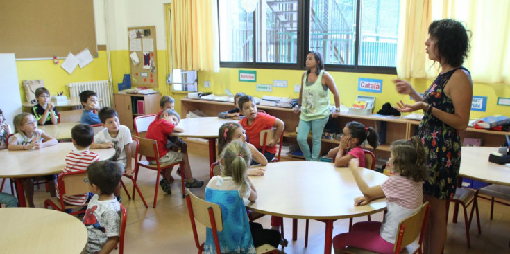 L’alumnat de primer cicle de primera ensenyança de l’Escola Andorrana de Sant Julià de Lòria, ahir a l’aula.