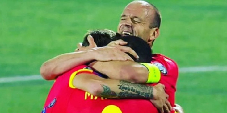 Ilde Lima celebra una acció amb la selecció.