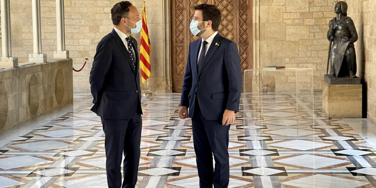 El cap del Govern, Xavier Espot, amb el president de la Generalitat de Catalunya, Pere Aragonès