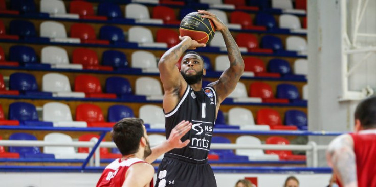 Miller-McIntyre en un partit amb el Partizan la temporada passada.