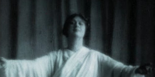 La ballarina americana Isadora Ducan.