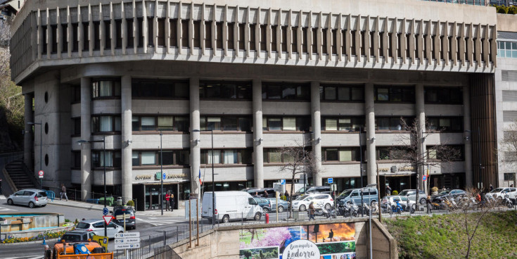 L’edifici administratiu de Govern.