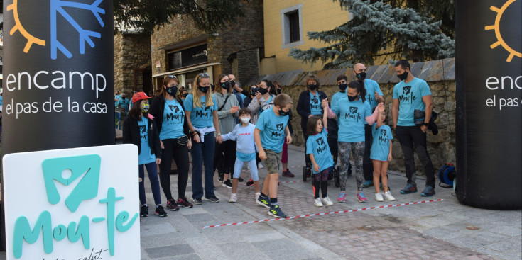 La cònsol major d'Encamp, Laura Mas, moments abans d'iniciar la marxa popular aquest matí