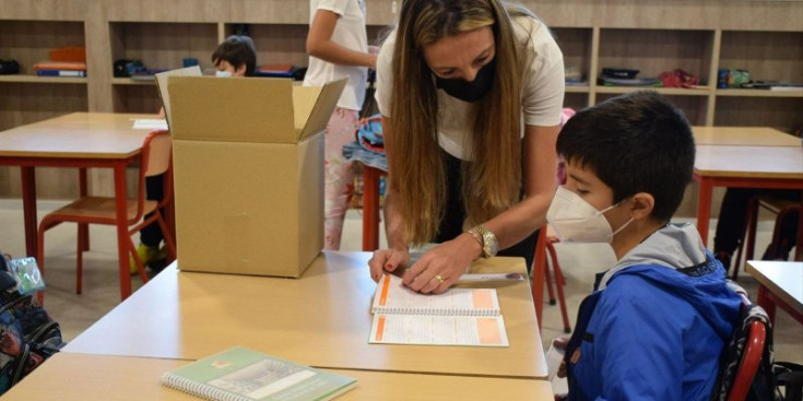 Una aula en el primer dia de curs escolar.