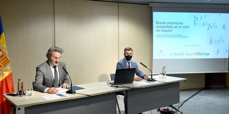 El Secretari d’Estat d’Esports, Justo Ruiz, i el Secretari d’Estat de Medi Ambient, Marc Rossell.