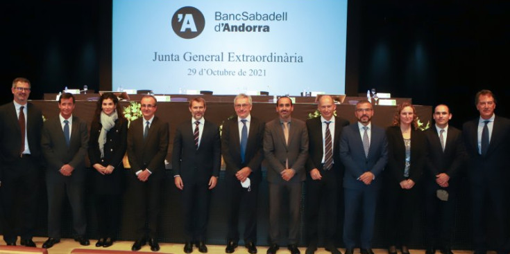 Els membres del nou Consell d’Administració de BSA Banc al Centre de Congressos d’Andorra la Vella