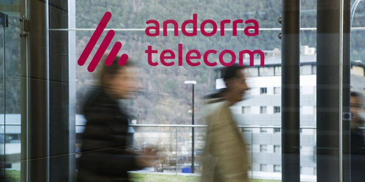 La porta d’entrada de l’agència comercial d’Andorra Telecom