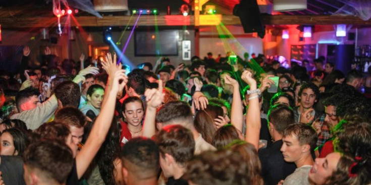 La discoteca de l’Eivissa Experience durant la nit del diumenge 31 d’octubre.