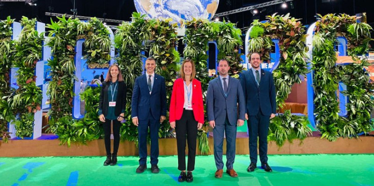 La delegació andorrana assistent a la COP26, encapçalada per la ministra de Medi Ambient, Agricultura i Sostenibilitat, Sílvia Calvó.
