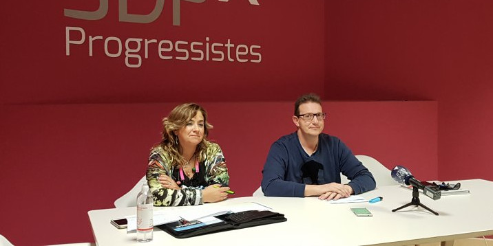 Elisabet Zoppetti i Josep Lluís Donsión, ahir.