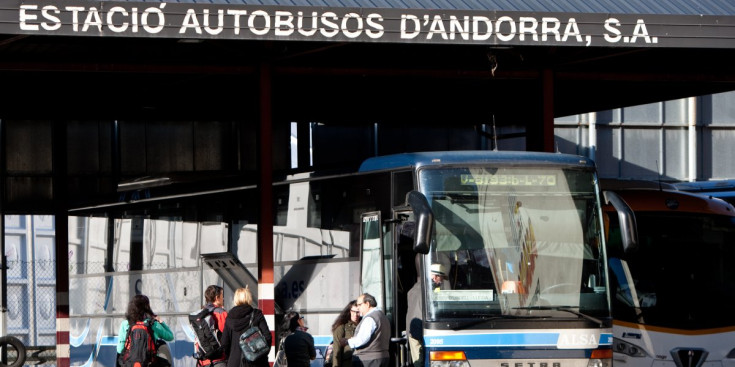 La nova Estació Nacional d’Autobusos estarà integrada per 10 andanes.