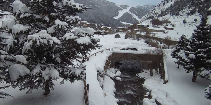 La nevada de diumenge a dilluns, ahir a la vall d’Incles.