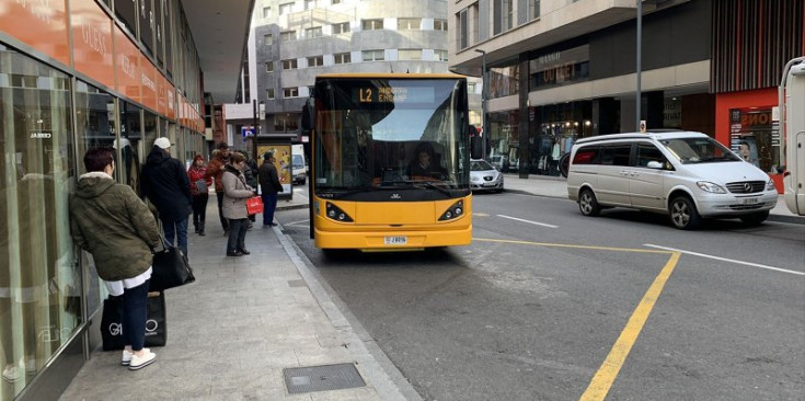 Una imatge de l’autobús gestionat per la companyia.