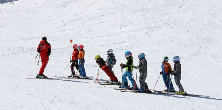 Un dia d’esquí escolar a Arcalís.
