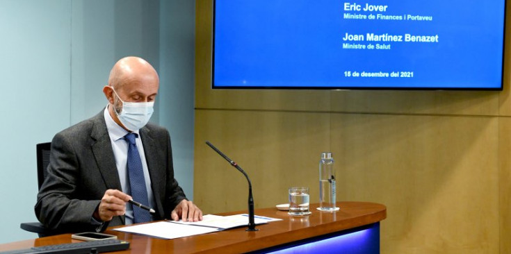 El ministre de Salut, Joan Martínez Benazet, durant la roda de premsa d’ahir.