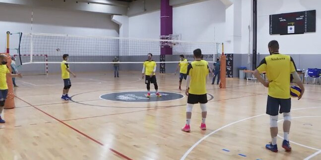 El darrer entrenament de la selecció nacional de vòlei pista.