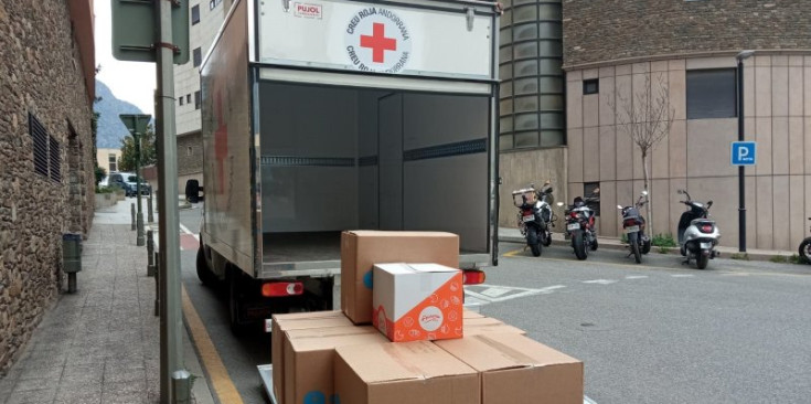 Un dels camions que aquesta matinada ha sortit d’Andorra direcció a la frontera entre Ucraïna i Polònia.