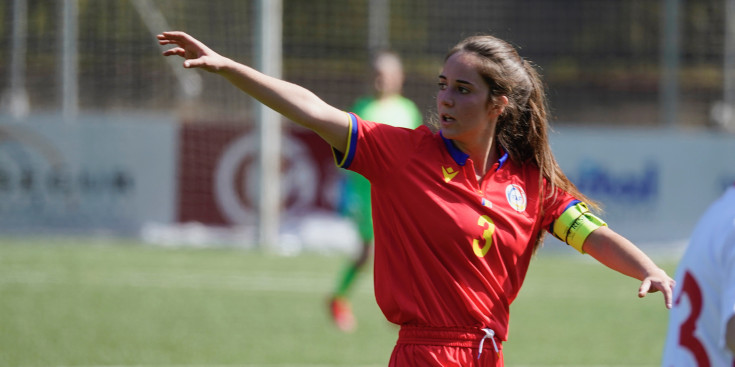 Maria Moles durant un partit amb la selecció sub-19 d'aquesta darrera finestra internacional.