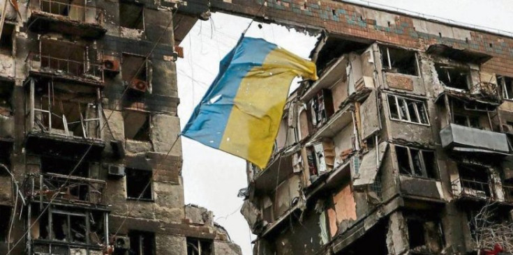 Un edifci destruït a causa dels atacs russos a Ucraïna.