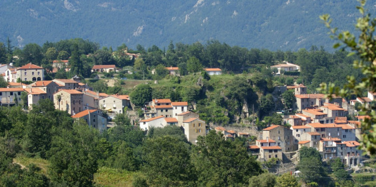 Zona urbana del municipi alturgellenc de Montferrer i Castellbò.