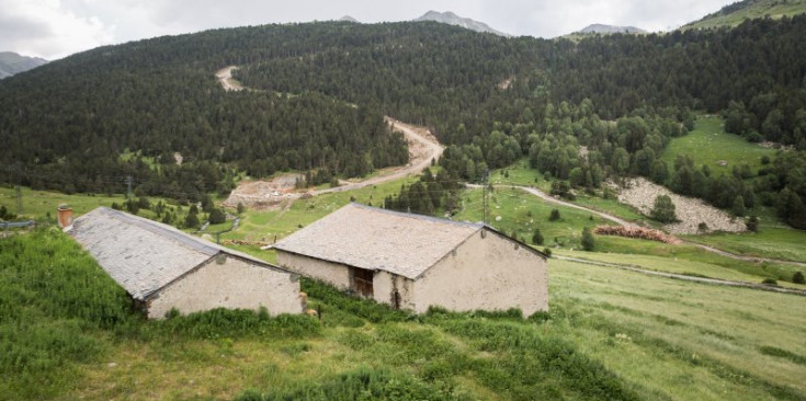 Vistes d’uns terrenys a Canillo.