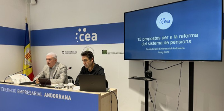 El president de la CEA, Gerard Cadena, i el representant dels empresaris de la CASS, Francesc Zamora.