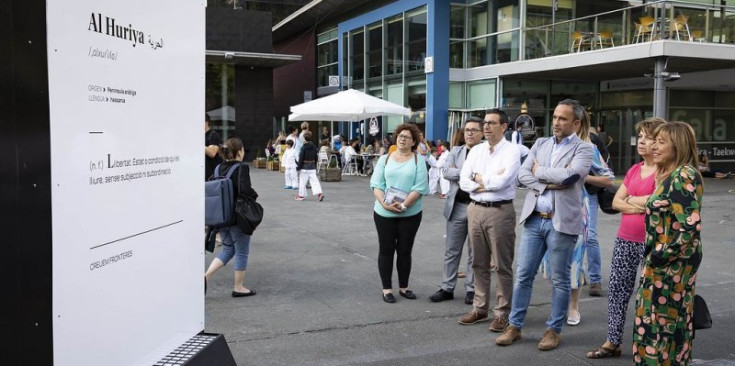 Imatge de l’exposició ‘Interculturalitat’ en motiu de la setmana de la diversitat cultural.