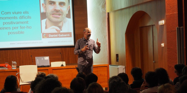 Conferència de Daniel Gabarró per commemorar el dia a la Seu d’Urgell.