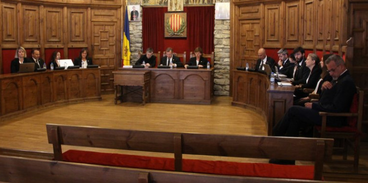 Un moment de la sessió ordinària del Consell de Comú de Sant Julià de Lòria.
