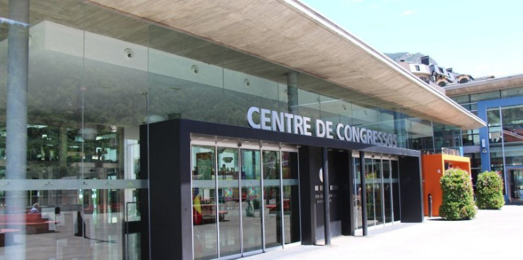 Fotografia de la façana del Centre de Congressos d’Andorra la Vella.