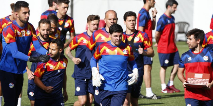 El combinat nacional va entrenar ahir a l’Estadi Nacional d’Andorra la Vella.