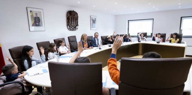 Un moment del consell d’infants celebrat ahir a Andorra la Vella.