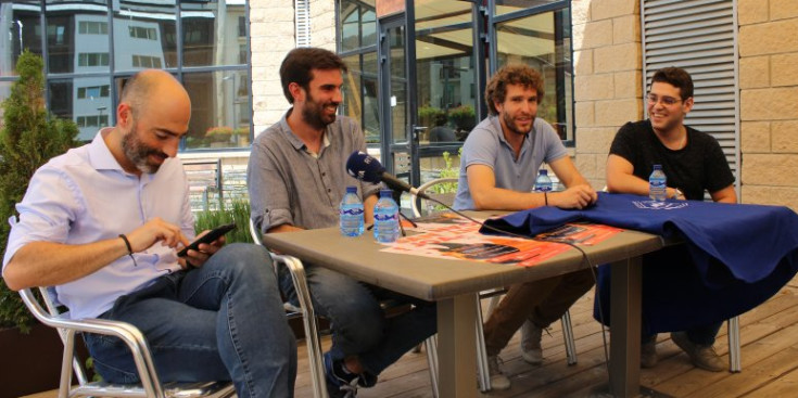 Eduard Vergara, Guillem Forné, Kevin Poulet i Ferran Mata, en un instant de la presentació d’ahir.