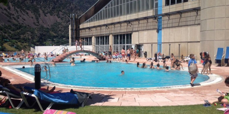 La piscina exterior dels Serradells.