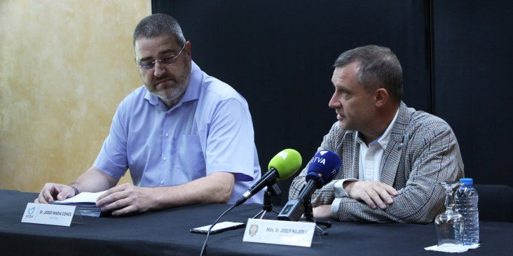 Josep Maria Comes i Josep Majoral, en un moment de la seva compareixença d’ahir.