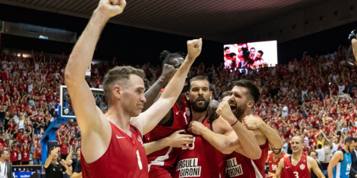 El Bàsquet Girona celebra l’ascens a l’ACB després de guanyar l’Estudiantes a la Final4.