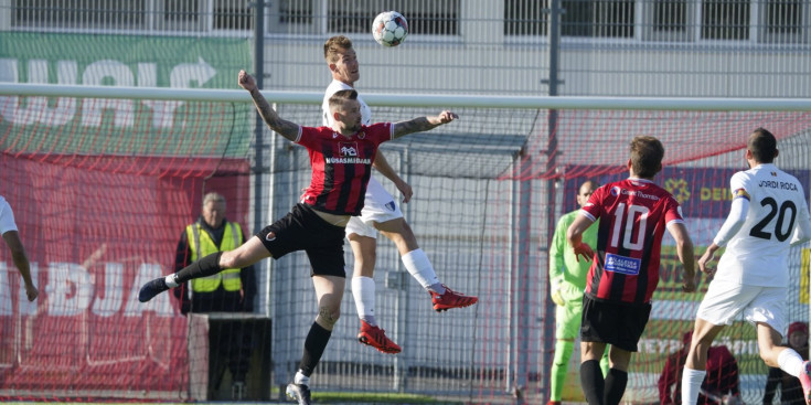 Un instant del partit d’ahir entre l’Inter Club Escaldes i el Víkingur de Champions League.