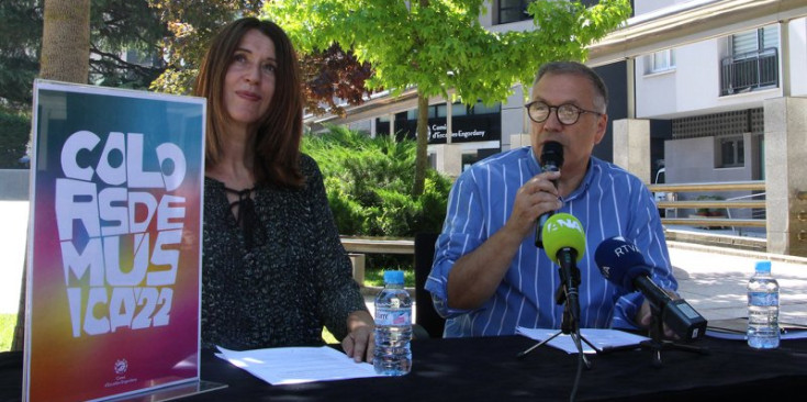 La cap de Cultura, Anna Garcia, i el conseller de Vida Cultural d'Escaldes-Engordany, Valentí Closa.