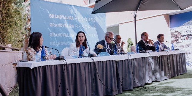 Mas, Molné, Camp, Viladomat, Cornella i Mortés, en un moment de la seva compareixença.