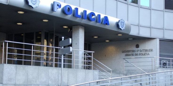 L'edifici administratiu de la Policia.