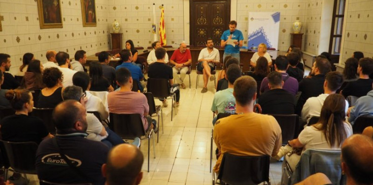  Reunió de l’Ajuntament de la Seu amb la Coordinadora Casetes. / RàdioSeu